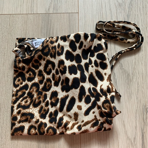 Backless leopard print crop top - Picture 5 of 5